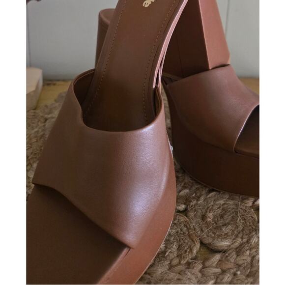 Larroude Dolly Mule Caramel Leather Ladies Wedge Heels Size 8 - Picture 5 of 11